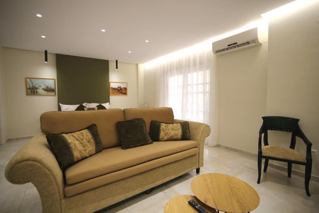 Eclectic Apartment Near Downtown Kandiye Dış mekan fotoğraf