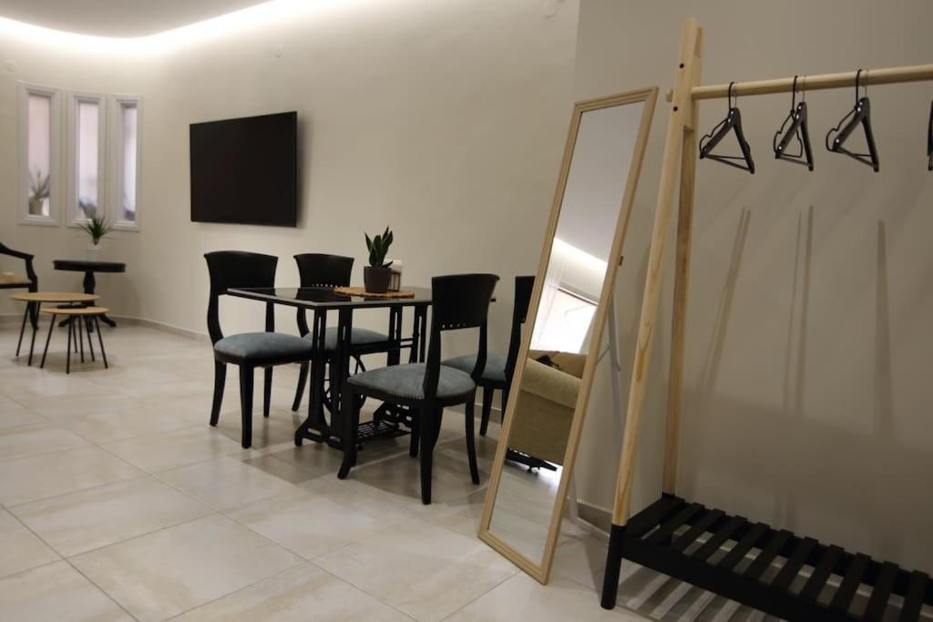 Eclectic Apartment Near Downtown Kandiye Dış mekan fotoğraf