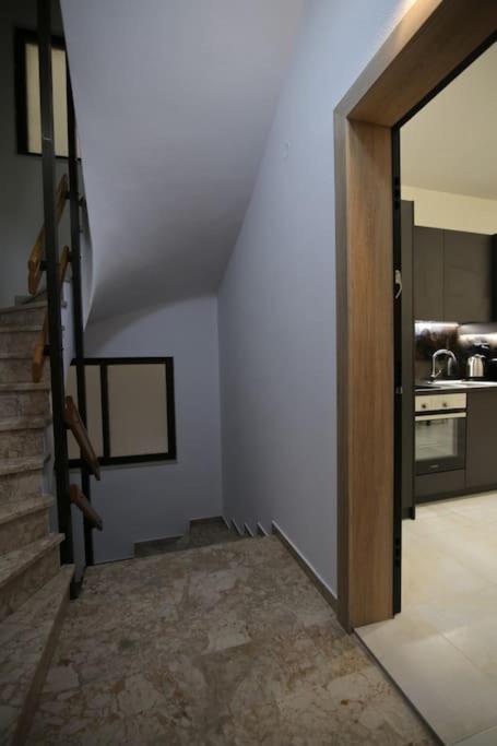 Eclectic Apartment Near Downtown Kandiye Dış mekan fotoğraf